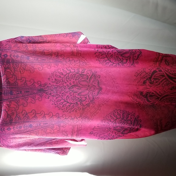 Appropriate behavior 4X top - Picture 2 of 2